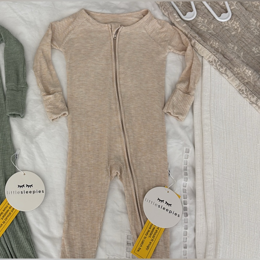 Little Sleepies Ribbed Zippy